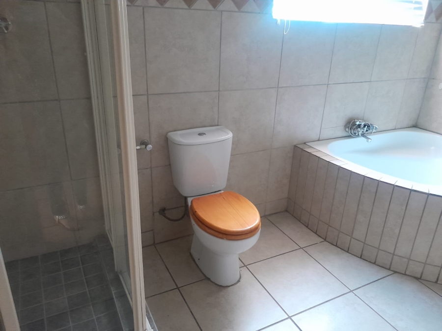 4 Bedroom Property for Sale in Bodorp North West